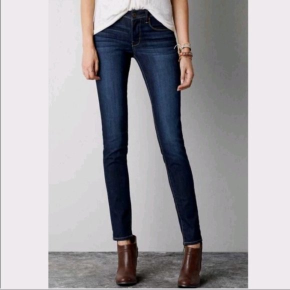 American Eagle Outfitters Denim - American Eagle Dark Wash Mid Rise Skinny Jeans
